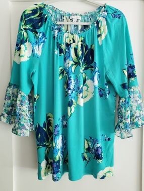 Susan Graver Top, Size M, Not Used